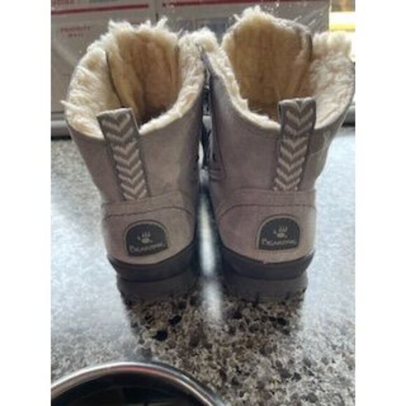 Bearpaw Women's SZ 7 Justine Suede Upper Wool Lined Sheepskin Footbed TPR Outsol - Picture 16 of 16